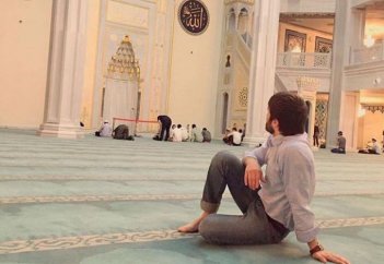 Казахстанец Максим Келлер: Какое это счастье быть мусульманином!