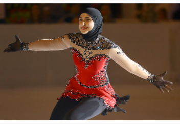 Хижаб киген мұз айдынының ханшайымы (видео)