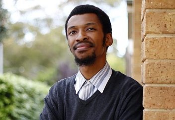 Книга о тяготах жизни мусульманина на Западе в свете