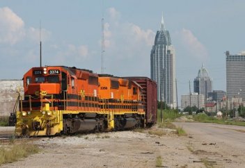 Допустит ли Запад строительство железных дорог от Персидского залива до Средиземноморья?