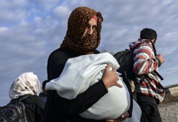 Христиандарға қарағанда мұсылмандар босқындарға көп қарасқан