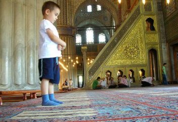 Балаларды таң намазына қалай ынталандыруда?