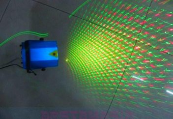 Физиктер лазерлік жүйелердің құнын ондаған есе төмендетудің жолын тапты