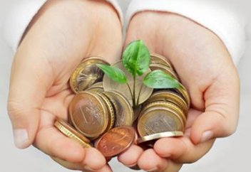 Анонимный благотворитель накормил 200 многодетных семей