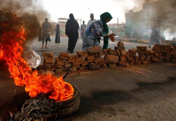«АРАБСКАЯ ВЕСНА»: ЧТО ПРОИСХОДИТ В СУДАНЕ