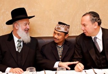 Межконфессиональный диалог – обсуждение проблем религиозных меньшинств