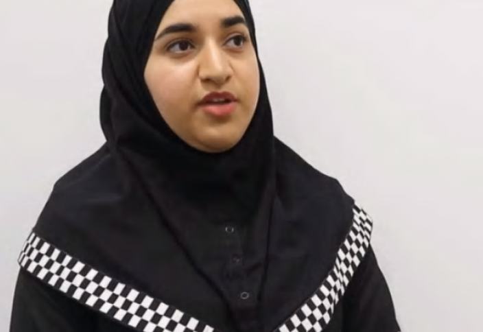 Первый в Шотландии полицейский в хиджабе заражает энтузиазмом