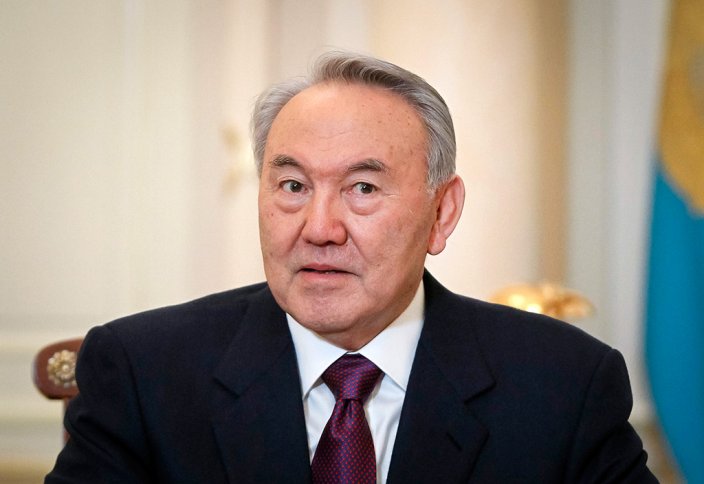 Нурсултан Назарбаев прокомментировал инициативу переименования аэропорта Астаны в его честь