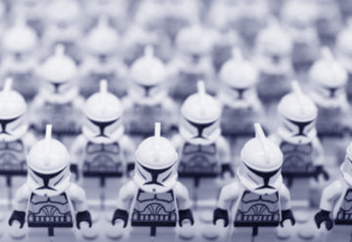 Алгоритмдер әлеуметтік желідегі исламофобиялық контенттердің кеңінен таралуына ықпал етеді – зерттеу