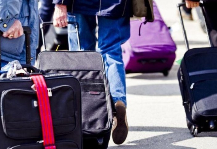 Турецкая молодежь уезжает из страны на фоне роста цен и неопределённых перспектив