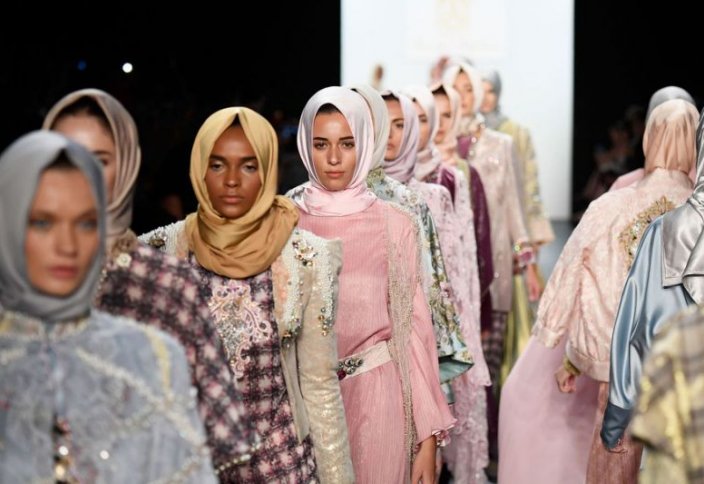 Мусульманская мода совершает революцию - Bloomberg
