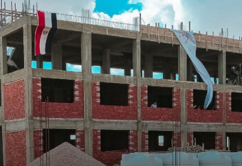 БАӘ қоры Мысырдағы ең сауатсыз аймағына мектеп сала бастады