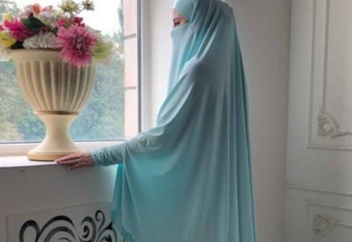 В Тунисе запретили никаб