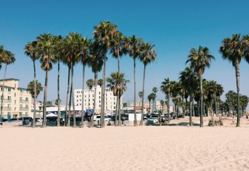 Миллион тенге в месяц за квартиру. Как казахстанцы арендуют жилье за рубежом