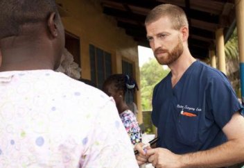 Эбола безгегін жұқтырған дәрігер жазылып кетті