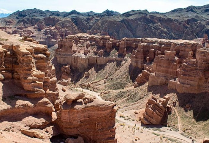 Это центральноазиатское направление развивает свои национальные парки и предложения для приключений