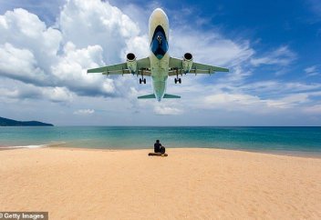 Разное: За селфи на взлетно-посадочной полосе в Таиланде грозит смертная казнь