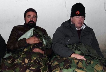 Лондон мэрі көшеде түнеп шықты