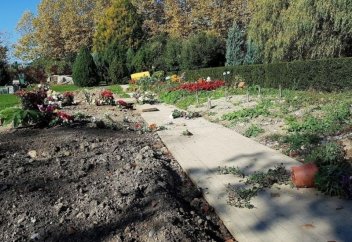 Мұсылмандар мазарын тас-талқан етіп кетті