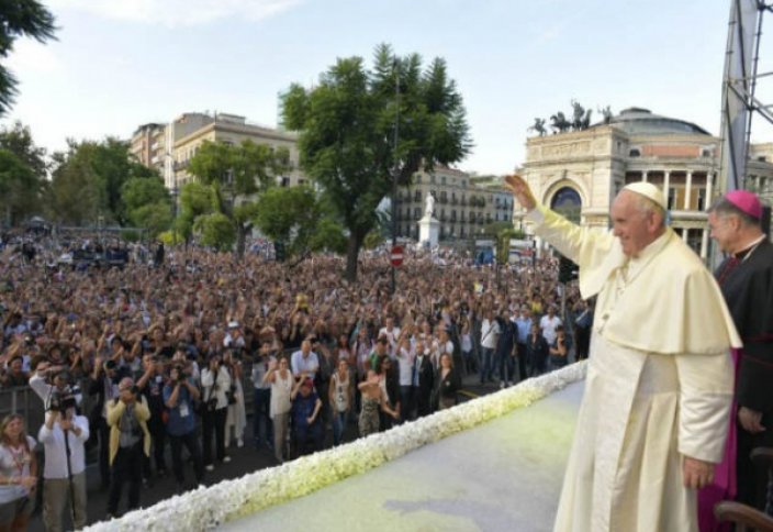 Папа Римский обратился к мафии