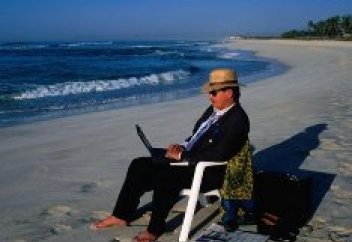 Фрилансеры могут пока не платить пенсионные отчисления — Минтруда