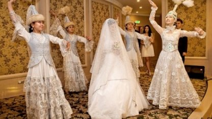 Что думают о многоженстве казахстанские девушки