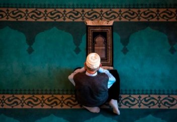 ИНФОГРАФИКА: Намаз, стирающий сразу 10 видов грехов