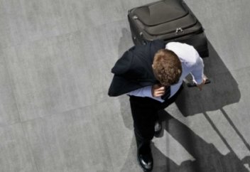 60 процентов выпускников "Болашака" работают в иностранных компаниях - эксперт