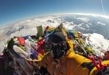 Пугающие снимки с горы Эверест (фото)