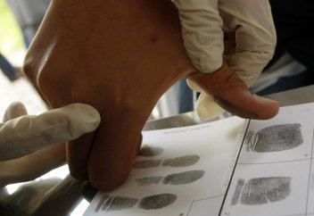 2021 жылдан бастап қазақстандықтардың жаппай саусақ таңбалары алынады. Неге?