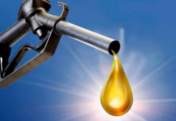 Эксперт рассказал, как распознать недолив бензина на заправке