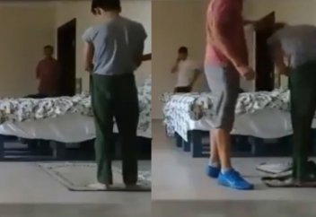 Таразда жайнамазды теуіп, намаз үстіндегі балаларды қуған жаттықтырушы қызметінен қуылды (видео)