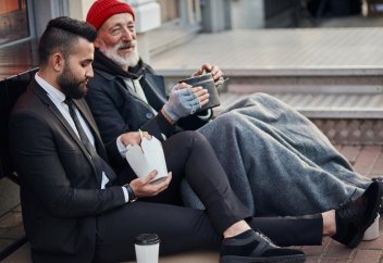 «Алла разылығы үшін» десе, сұрағанын беру уәжіп бола ма?