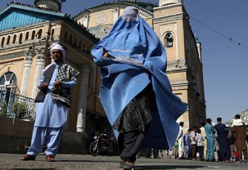 Тәліптер келіп еді, паранджаның бағасы шарықтап кетті