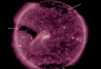 Күннің бетінде саңылау пайда болды