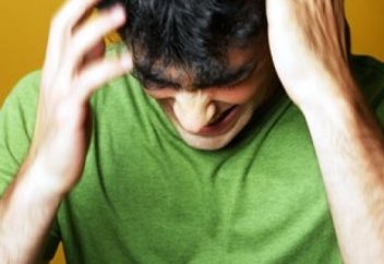 ҰШАҚТА БАС АУЫРСА НЕ ІСТЕУ КЕРЕК? (УЖАСНАЯ БОЛЬ В ГОЛОВЕ при посадке самолета?!)