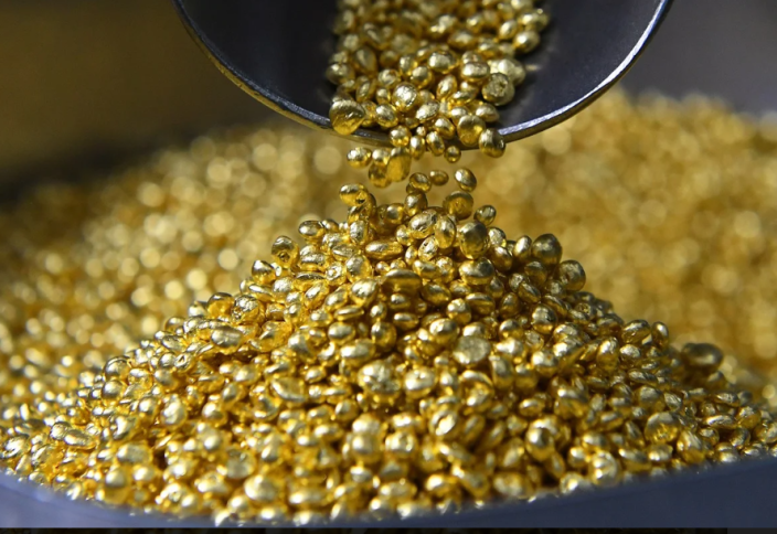 Стало известно, сколько золота приходится на каждого жителя Земли