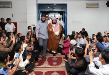 Сауд Арабиясы аса ірі мұсылман еліне салафшылдықты енгізуге күш салып жатыр