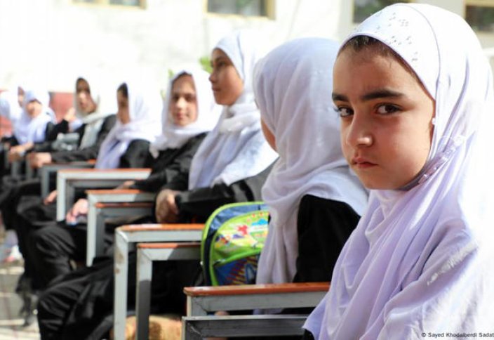 Афганистан: Что поставлено на карту, когда талибы отключили интернет?