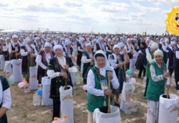 Мировой рекорд по взбиванию кумыса зарегистрировали в Казахстане (видео)