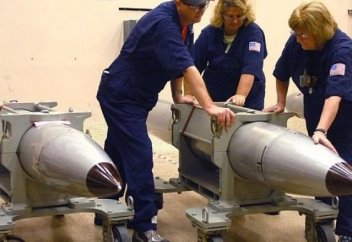 США испытали сверхновую ядерную бомбу