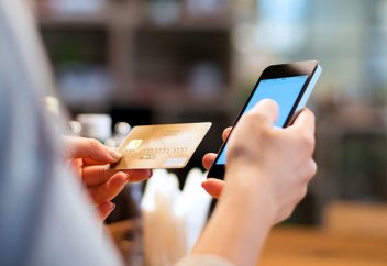 Қарапайым азаматтардың мобилдік аударымдарына салық салына ма?