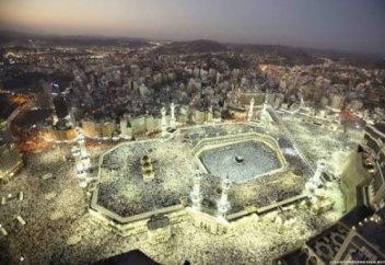 Меккеде (Қажылық циклды өлеңiнің жалғасы)