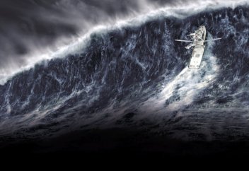 Корабль столкнулся с цунами в открытом море: видео