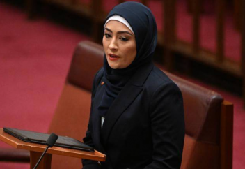 Разные: Сенатор из Австралии призвала мусульманок носить хиджаб с гордостью