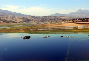 В Турции «всплыла» деревня, затопленная 25 лет назад (Фото)