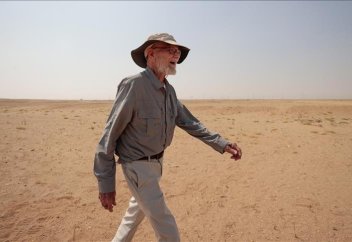 83-летний американец прошел пешком из Мекки в Медину, чтобы встретиться с женой