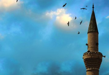 Азаншы «ассалату хайрум минән наум» дегенде естіген адам не айтуы керек?