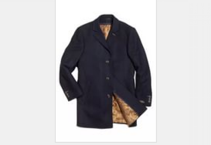 Необычное пальто Дональда Трампа озадачило интернет-пользователей (фото)