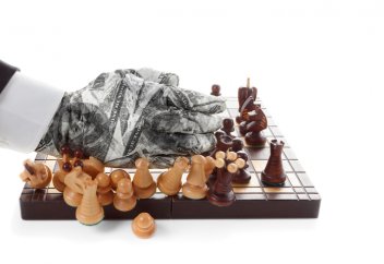 Семь заблуждений об эффективности экономических санкций